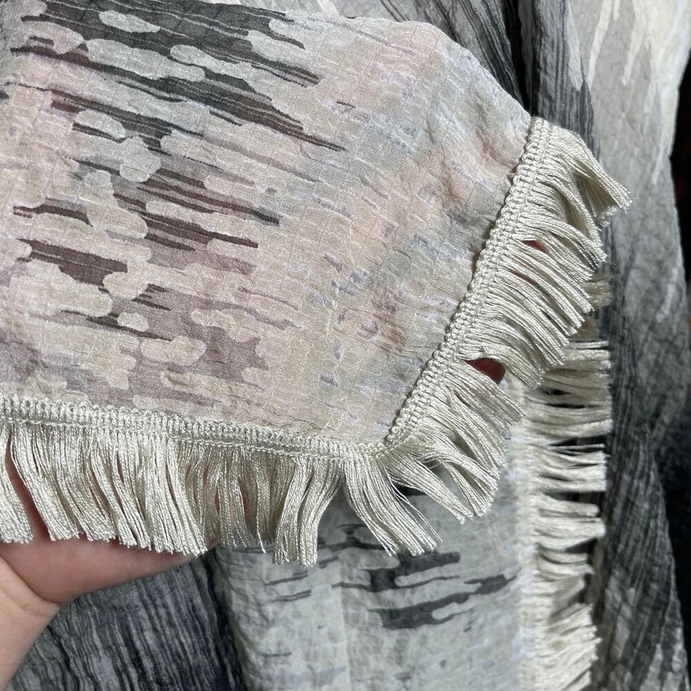 ALEXIS Women’s Boho Fringed Geo Print Crinkle Wrap Shawl One Size - Picture 4 of 4